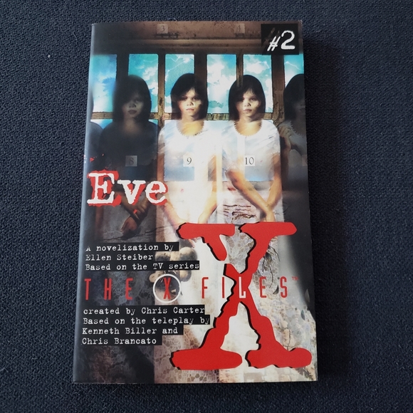 👽 X-Files Young Adult Books 👽 - Picture 6 of 13